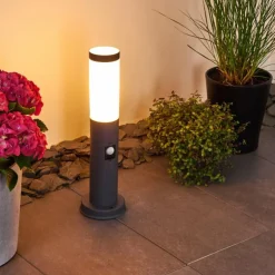 Borne lumineuse Gaborone Anthracite, 1 lumière, Détecteur de mouvement